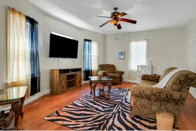 127 S Burnett St R #7, East Orange, NJ 07018 - Photo 7