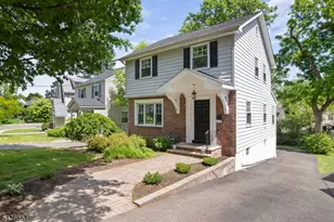 18 Sunset Dr, Millburn, NJ 07041 - Photo 1
