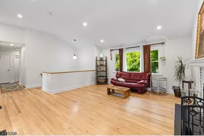 29 Oxford Cir, Montgomery Township, NJ 08558 - Photo 11
