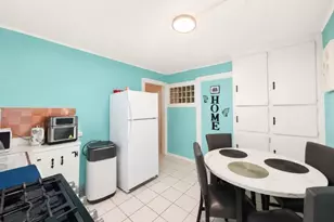 522 Saddle River Rd #1, Saddle Brook Township, NJ 07663 - Photo 1