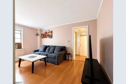 522 Saddle River Rd Apt 1 #Apt1, Saddle Brook Township, NJ 07663 - Photo 5