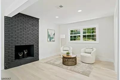 55 Green Hill Rd, Springfield, NJ 07081 - Photo 13