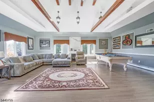 207 Eileen Dr, Cedar Grove, NJ 07009 - Photo 7