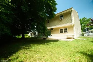 1004-06 Park Ln, Plainfield, NJ 07062 - Photo 13