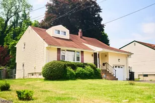 1004-06 Park Ln, Plainfield, NJ 07062 - Photo 1