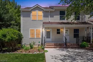 401 Wedgewood Cir, Raritan Township, NJ 08822 - Photo 1