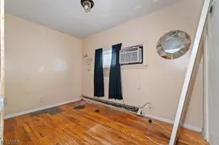 322 E Jersey St, Elizabeth, NJ 07206 - Photo 13