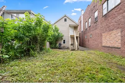 322 E Jersey St, Elizabeth, NJ 07206 - Photo 19