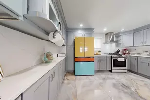124 Green St, Franklin Township, NJ 08873 - Photo 13