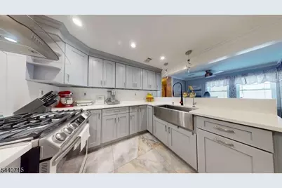 124 Green St, Franklin Township, NJ 08873 - Photo 15
