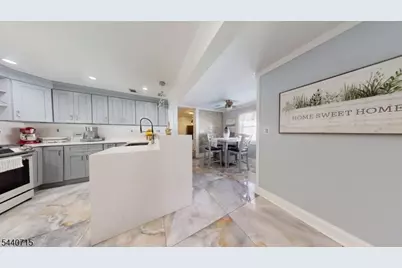 124 Green St, Franklin Township, NJ 08873 - Photo 17
