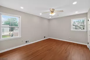 21 Ash Rd, Edison, NJ 08817 - Photo 17