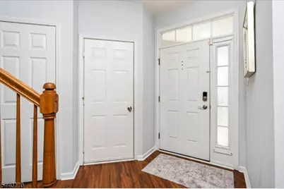 55 Scarlet Oak Dr, Montgomery Township, NJ 08540 - Photo 5
