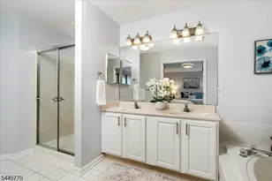 55 Scarlet Oak Dr, Montgomery Township, NJ 08540 - Photo 23
