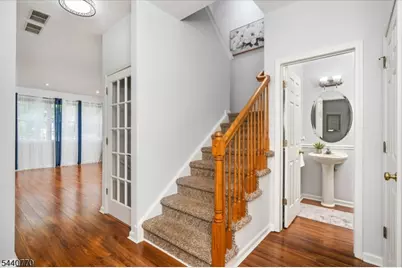 55 Scarlet Oak Dr, Montgomery Township, NJ 08540 - Photo 3
