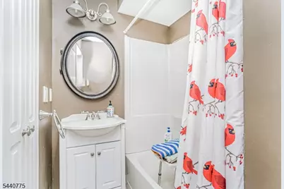 344 Joralemon St, Belleville, NJ 07109 - Photo 13