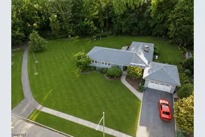 95 Yantacaw Brook Park, Montclair Twp., NJ 07043 - Photo 37