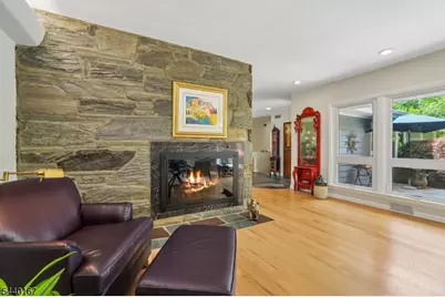 95 Yantacaw Brook Park, Montclair Twp., NJ 07043 - Photo 11