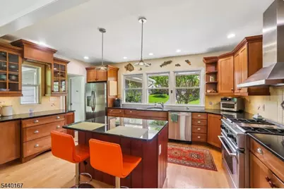 95 Yantacaw Brook Park, Montclair, NJ 07043 - Photo 19