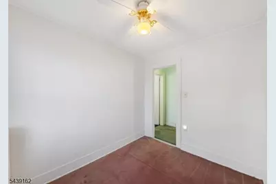 1941 Axton Ave, Union Township, NJ 07083 - Photo 15