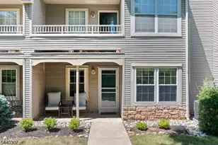3309 Robinson Ct, Bridgewater, NJ 08807 - Photo 3