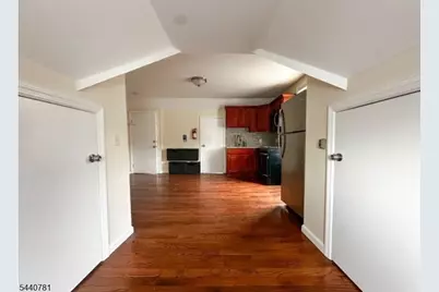 19 Walnut Ter, Bloomfield, NJ 07003 - Photo 9