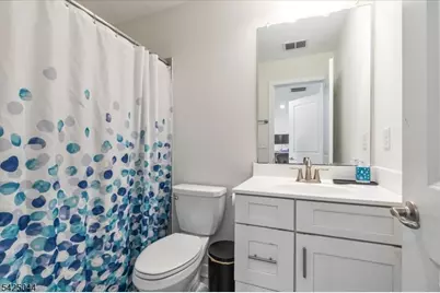 309 Saratoga Ct, Branchburg Township, NJ 08876 - Photo 15
