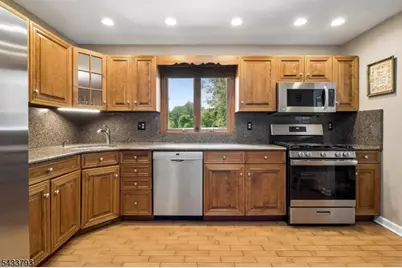 6 Davenport Ave, Roseland, NJ 07068 - Photo 13