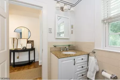 25 Riverview Dr, Montclair, NJ 07043 - Photo 13