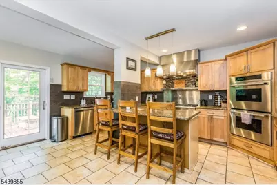 25 Riverview Dr, Montclair, NJ 07043 - Photo 11