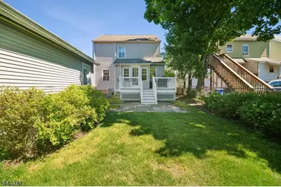 24 Meeker Pl, Millburn, NJ 07041 - Photo 21