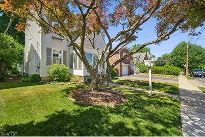 24 Meeker Pl, Millburn, NJ 07041 - Photo 1