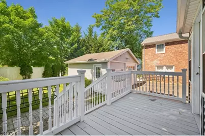 24 Meeker Pl, Millburn, NJ 07041 - Photo 23