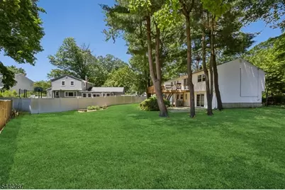 24 Cherry Hill Rd, Livingston Twp., NJ 07039 - Photo 29