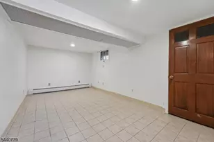 31 Blakely Pl, Garfield, NJ 07026 - Photo 25