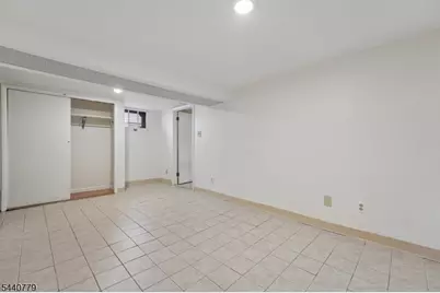 31 Blakely Pl #2, Garfield, NJ 07026 - Photo 27