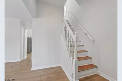 31 Blakely Pl #2, Garfield, NJ 07026 - Photo 5