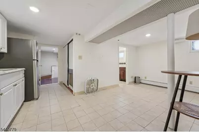 31 Blakely Pl #2, Garfield, NJ 07026 - Photo 21