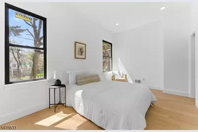 113.5 Oak St #2, Jersey City, NJ 07304 - Photo 9