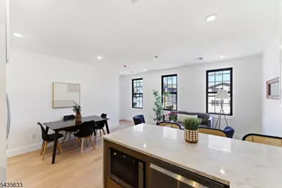 113.5 Oak St #2, Jersey City, NJ 07304 - Photo 3