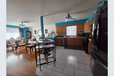 493 Broadway, Newark, NJ 07104 - Photo 3