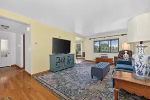 15G Kensington Rd, Chatham Township, NJ 07928 - Photo 3
