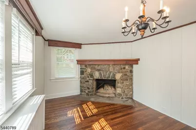 30 Stiles Ave, Morris Plains, NJ 07950 - Photo 9