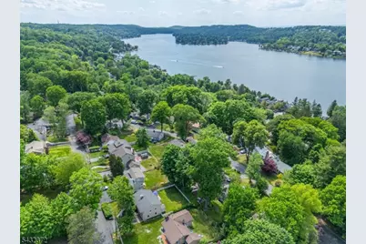 26 Lakeview Rd, Sparta Township, NJ 07871 - Photo 49