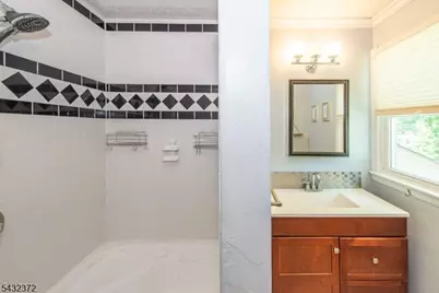 26 Lakeview Rd, Sparta Township, NJ 07871 - Photo 21