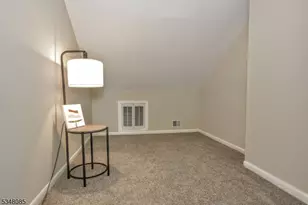 3 Davos Dr, Vernon, NJ 07462 - Photo 9