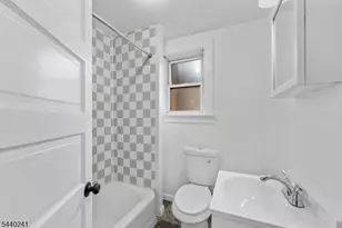 589 Westminster Ave, Elizabeth, NJ 07208 - Photo 21