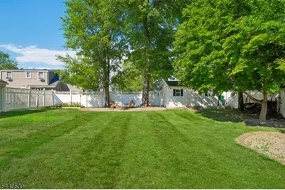 14 Beach St, East Hanover Township, NJ 07936 - Photo 23