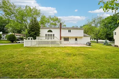 18 Arlington Dr, Livingston, NJ 07039 - Photo 33