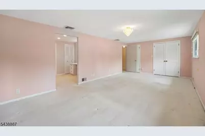 18 Arlington Dr, Livingston, NJ 07039 - Photo 21